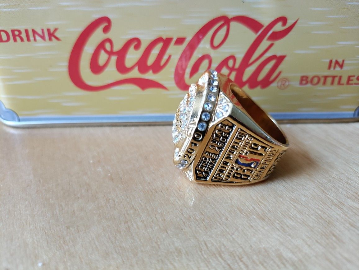 Kobe Bryant Memorial Championship Ring - photo 3
