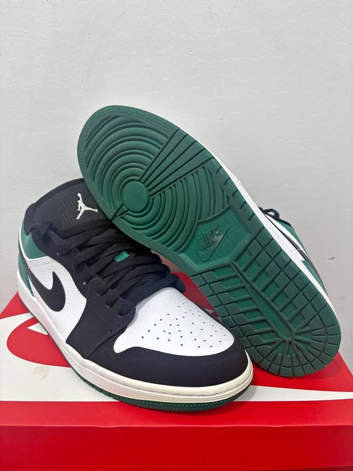 Jordan 1 Low White Black Mystic Green