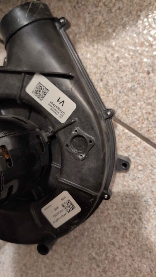 Lennox inducer motor - photo 3
