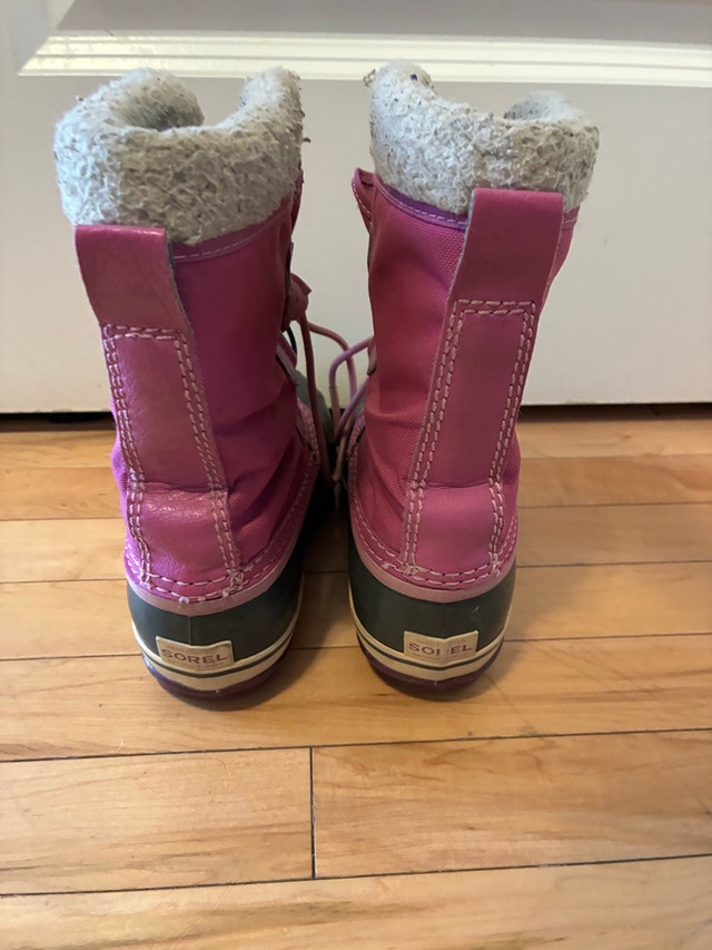 Cranston: Big kids Sorel boots size 4 - photo 3