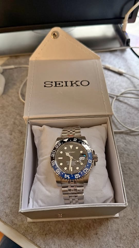Seiko Mod - Batman/Batgirl