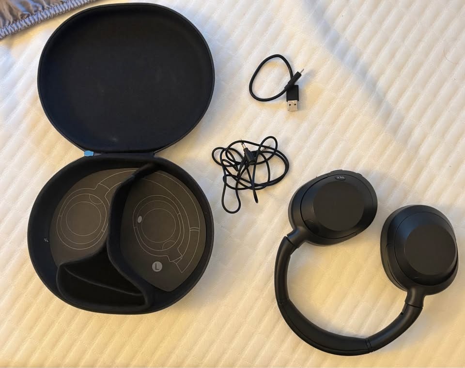 Sony ULT WEAR Noise Cancelling Bluetooth Headphones - photo 4