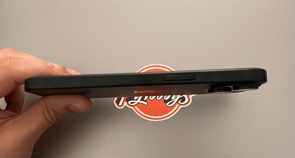 iPhone 15 - photo 4