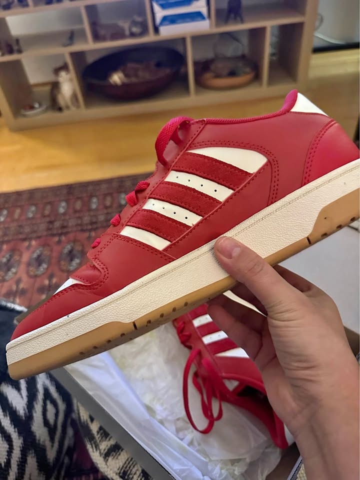 Men’s Adidas Basketball Sneakers - Size 11.5