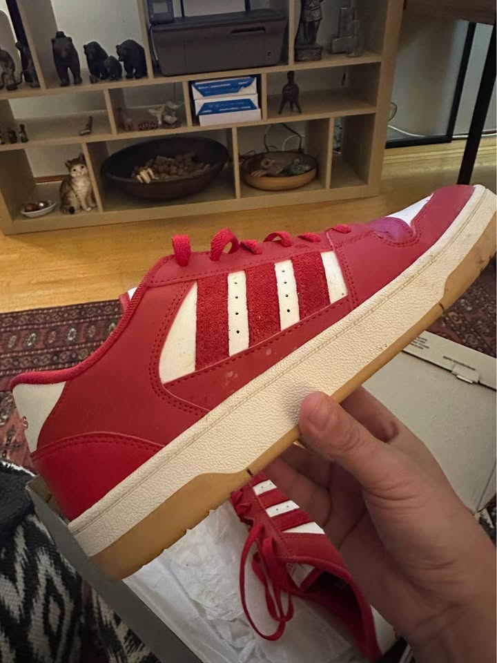 Men’s Adidas Basketball Sneakers - Size 11.5 - photo 4