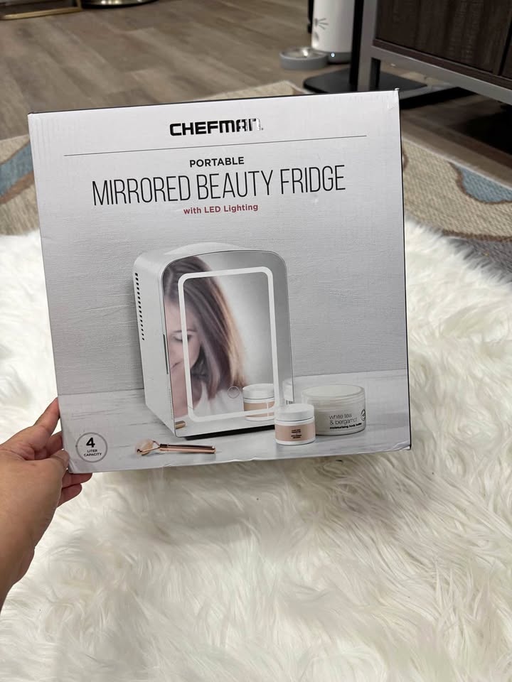 Portable Mirrored Beauty Fridge With LED Lighting