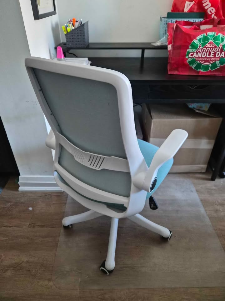Office Chair - photo 2