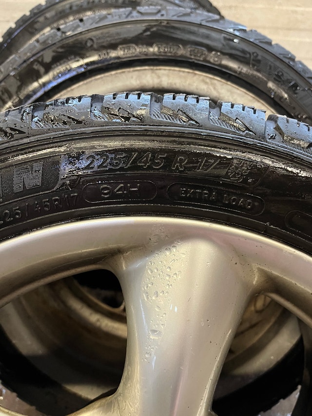 Michelin Winter Tires on Mercedes C Series Wheels - photo 2