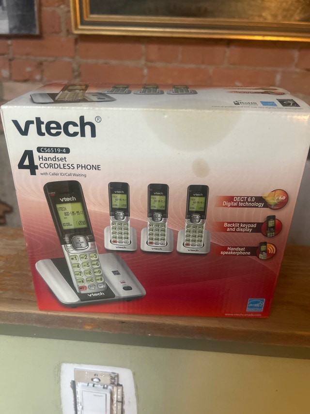 VTech Cordless Phone Set - 4 Handsets