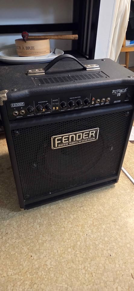 Fender Bass Amp Rumble 75 - photo 2