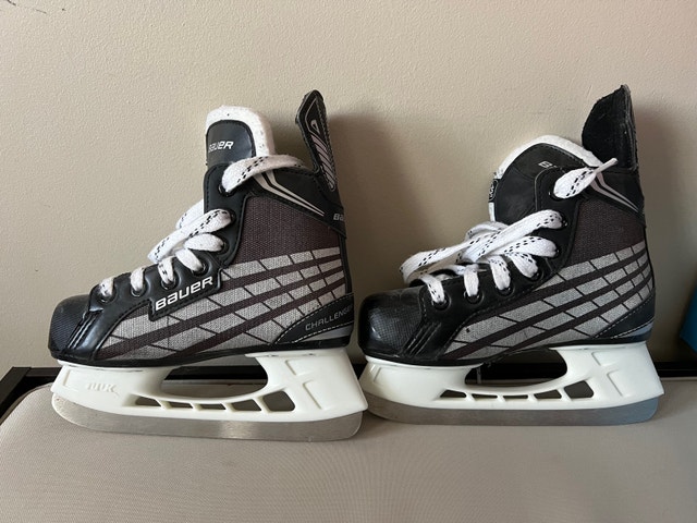 Junior Hockey Skates US Y13.5