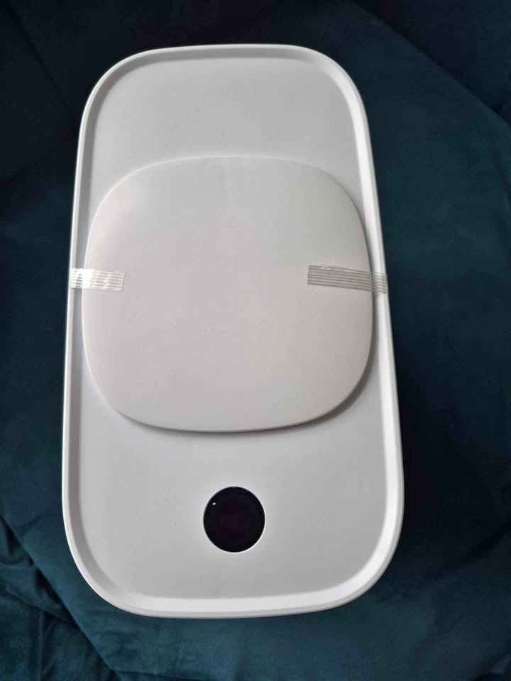 Smart slim trash can in box