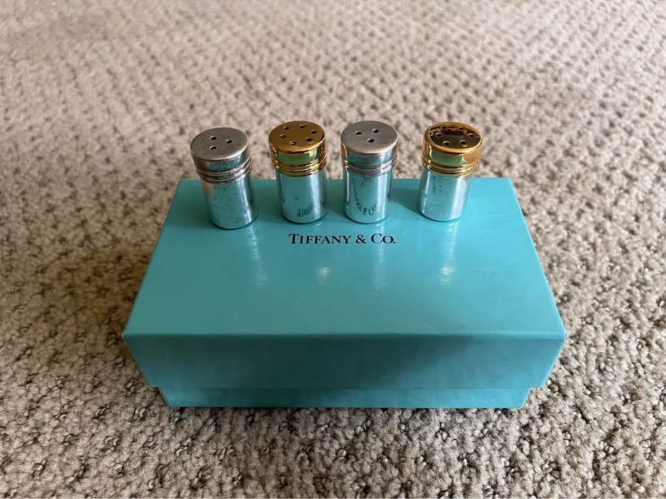 1990’s vintage Tiffany & Co. mini salt and pepper shaker set. - photo 2
