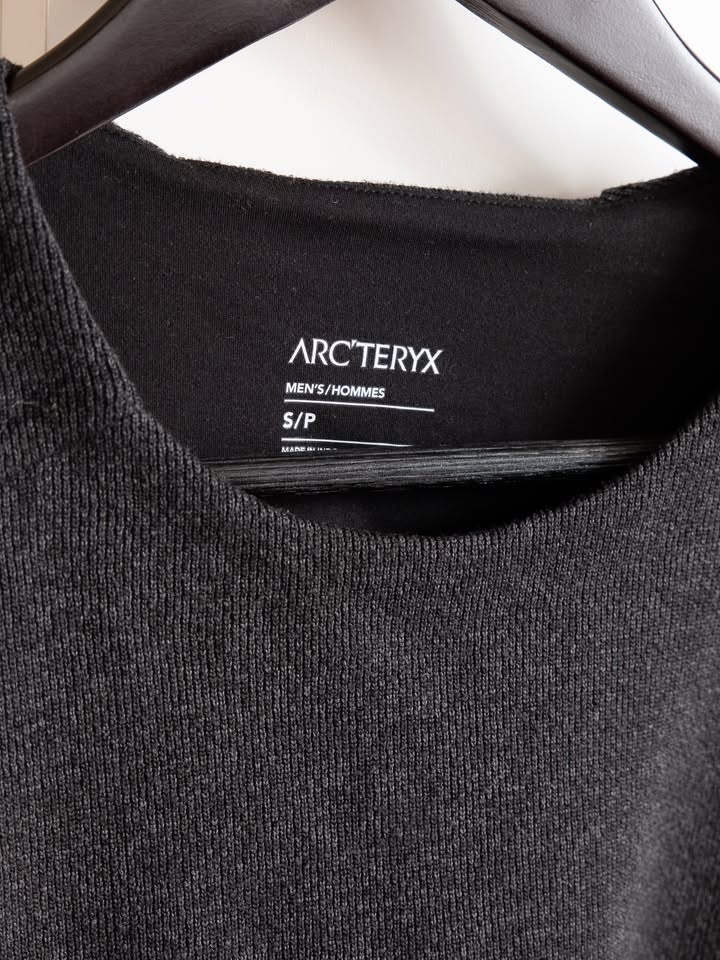 Arcteryx 'Covert' Sweater - Size Small - photo 3