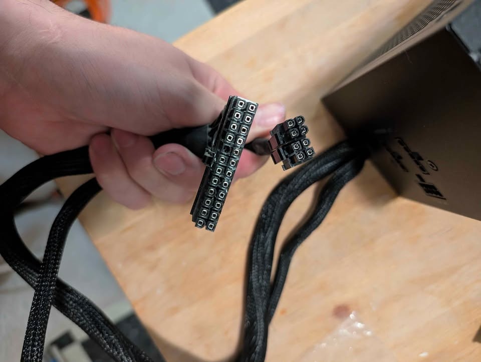 Cooler Master 550W Bronze Modular Power Supply - photo 3