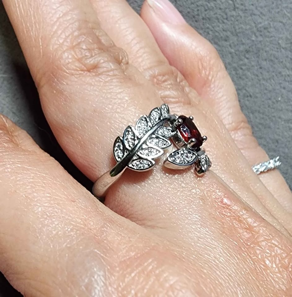 Natural Pyrope Garnet Crystal Ring - photo 2