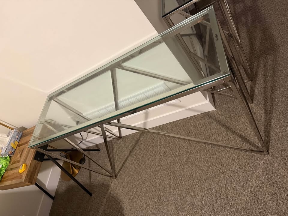 Modern Console Table - photo 2