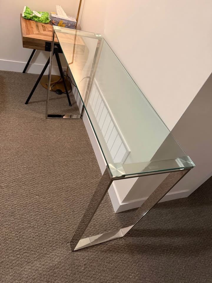 Modern Glass Console Table - photo 3