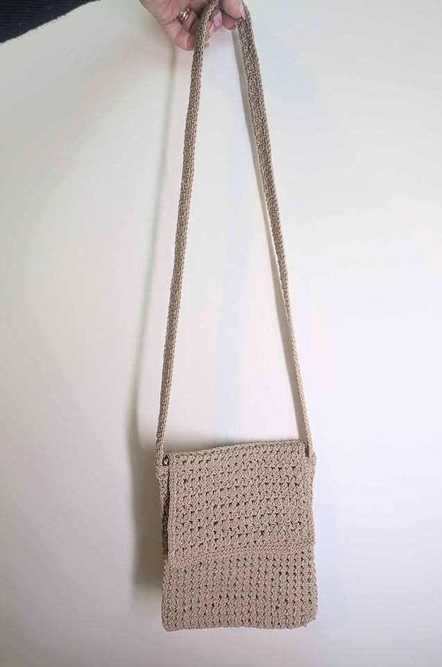 Small Crochet Purse - photo 2