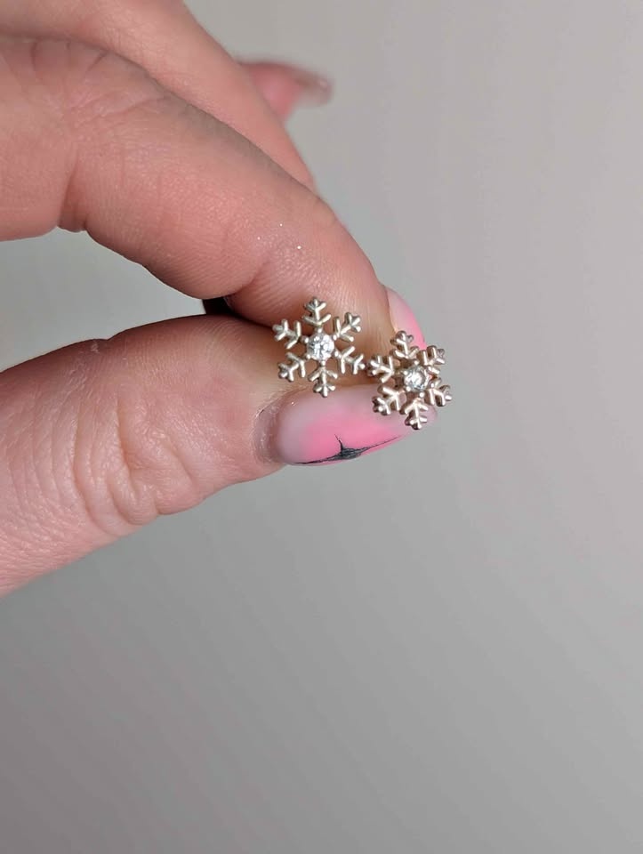 Michael Hill Diamond Snowflake Earrings