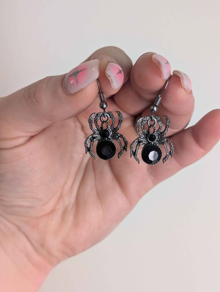 Spider Earrings - photo 2