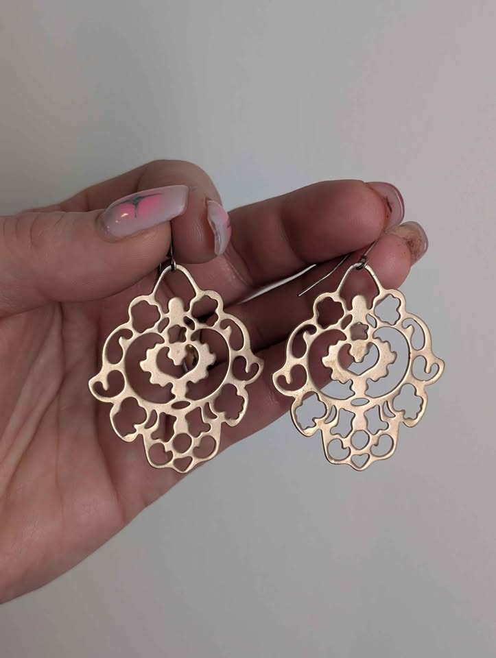 Ornamental earrings - photo 2