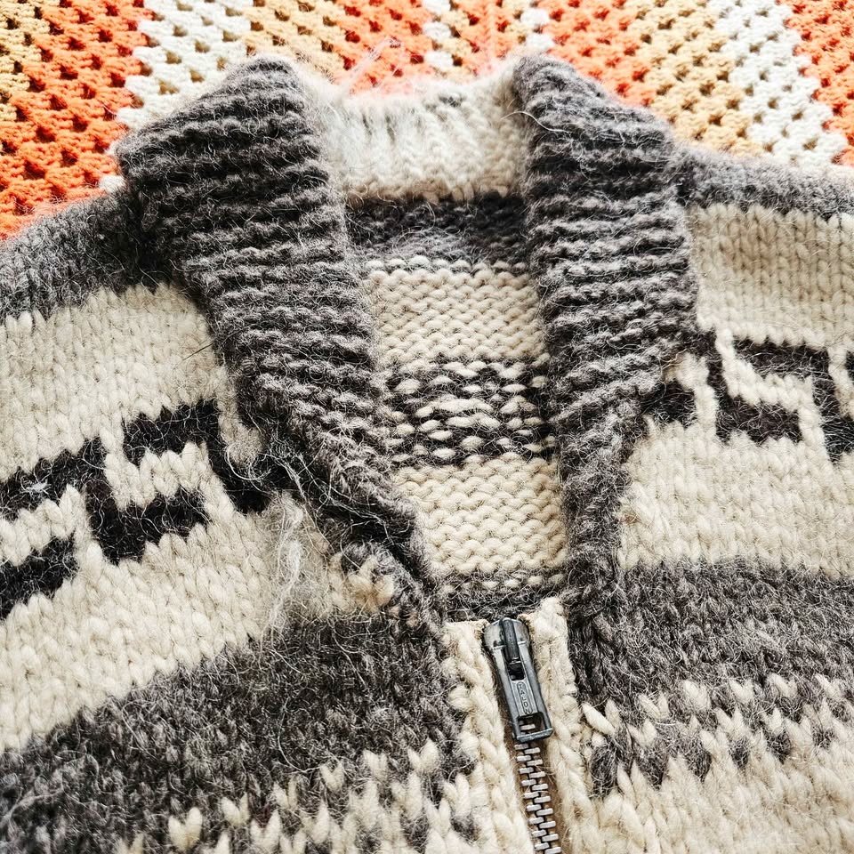 Vintage 50s 60s Hand Knit Cowichan Sweater - photo 2