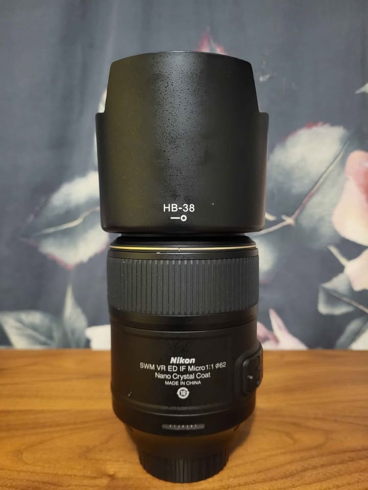 Nikon AF-S Micro 105mm f/2.8 VR Macro Lens - photo 4