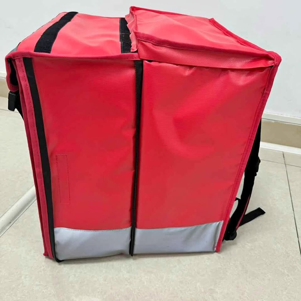Delivery backpack insulated
