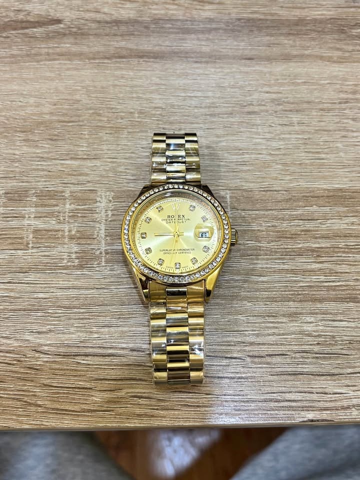 Luxury Gold Watch Man