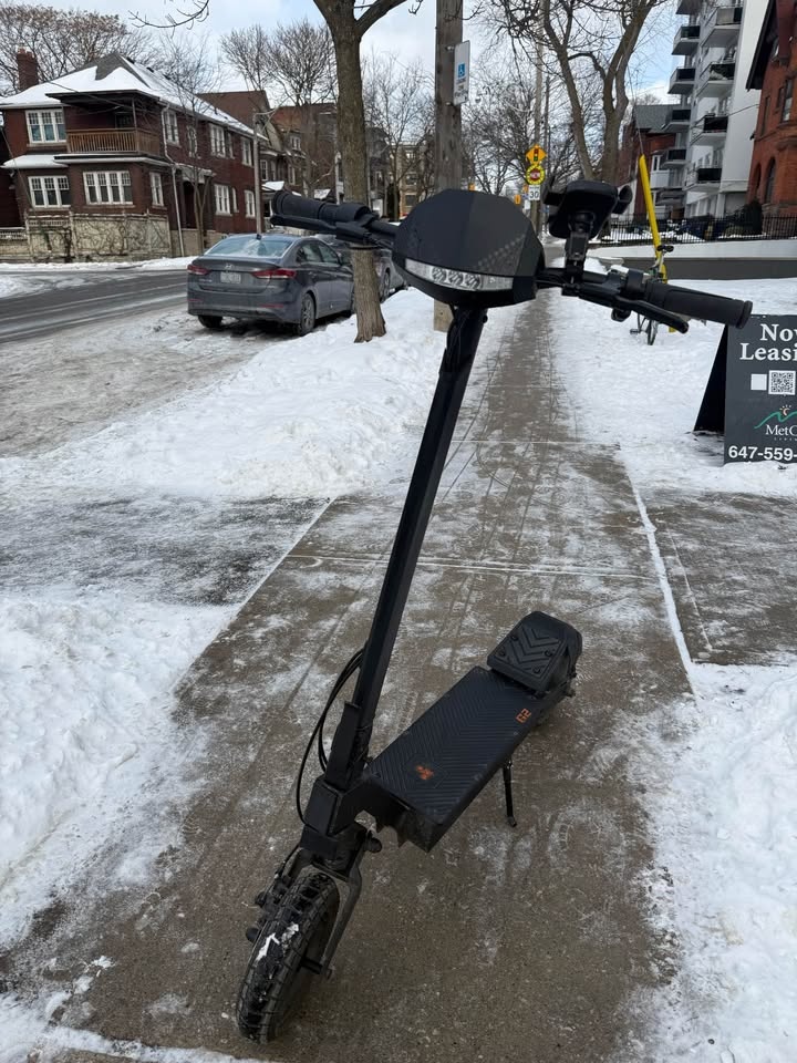 Kukirin G2 Electric Scooter – 55 km/h – Excellent Condition - photo 4