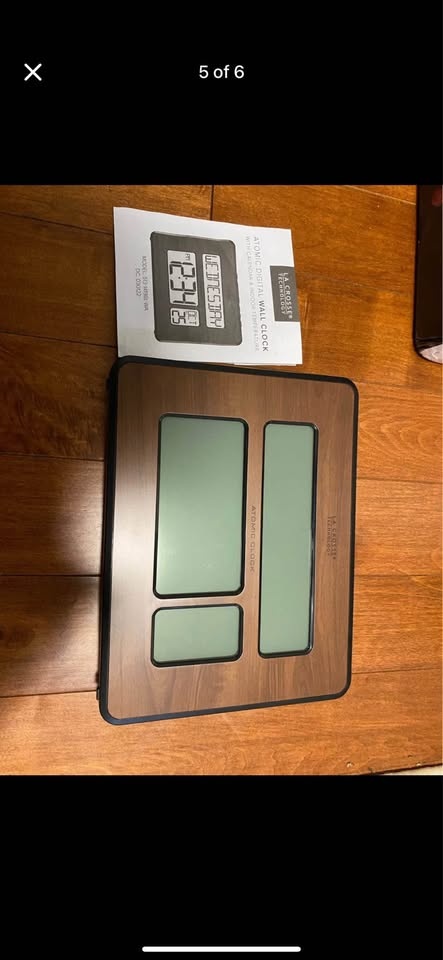Brand new digital atomic calendar clock - photo 5