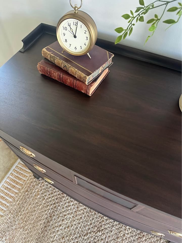 Restored Vintage Hepplewhite Dresser / Sideboard - photo 5