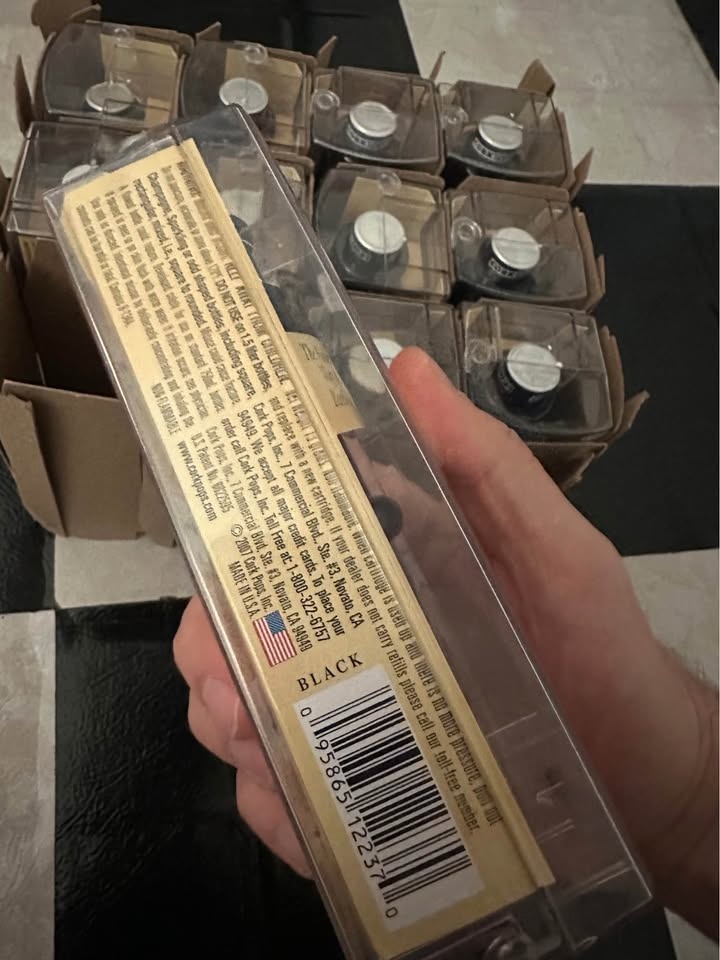 Lot of 12 Cork Pops Wine Openers - Black (New, Sealed) - photo 5