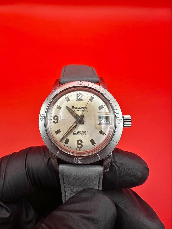 Vintage Bulova Snorkel Diver 666 Feet - Automatic Swiss - Runs F