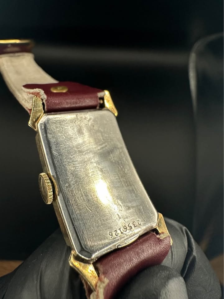 Vintage Bulova 1930s-40s Rectangular Dress Watch - photo 3
