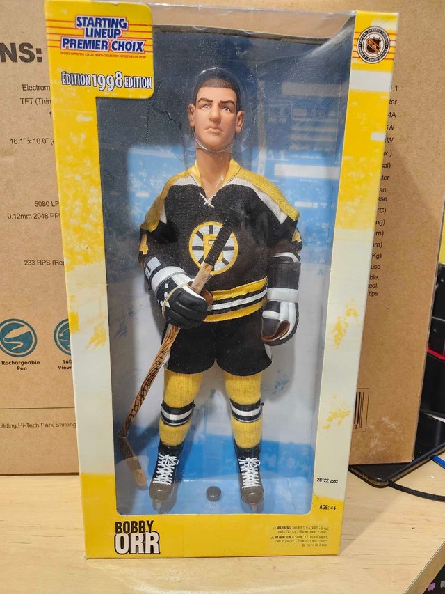 1998 Starting Lineup Premier Choir Bobby Orr 12 Inch