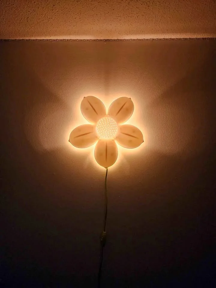 White Ikea SMILA Blomma Wall Lamp