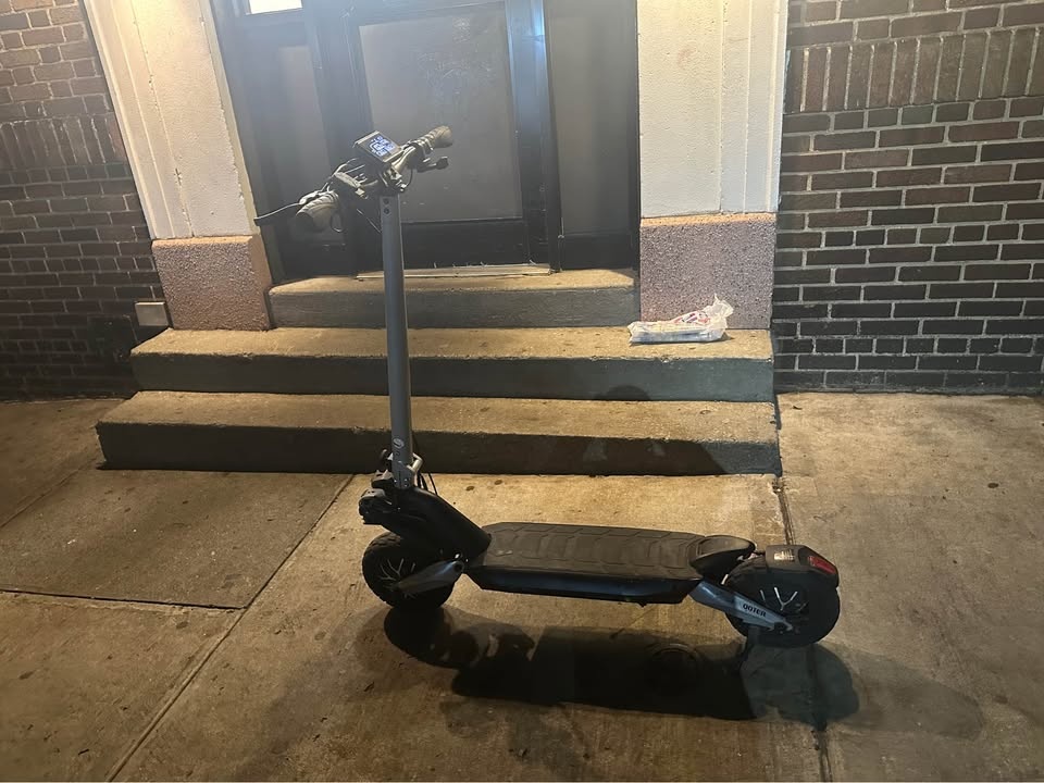 Circooter Raptor Pro 1600W Electric Scooter - photo 2