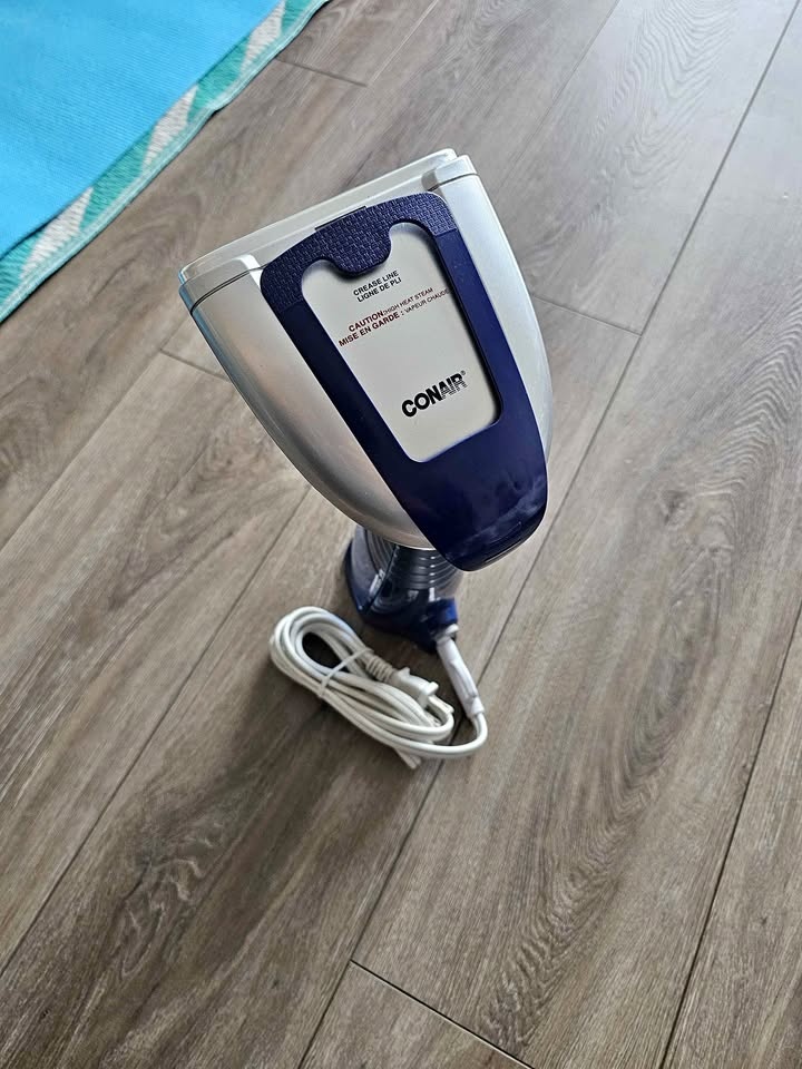 Conair Turbo ExtremeSteam Handheld Fabric Steamer