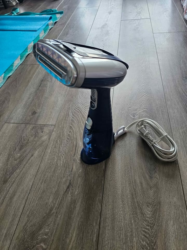 Conair Turbo ExtremeSteam Handheld Fabric Steamer - photo 3