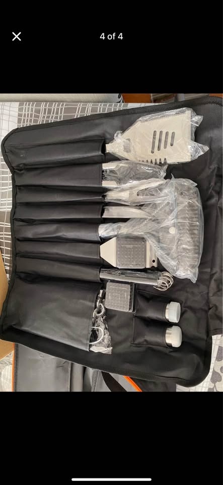 Brand new Grilling / barbecue utensil kit
