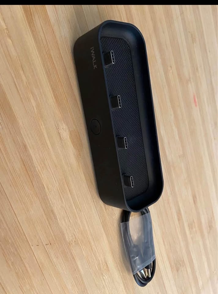 Brand new iWALK 4 linkpod charging station - photo 5
