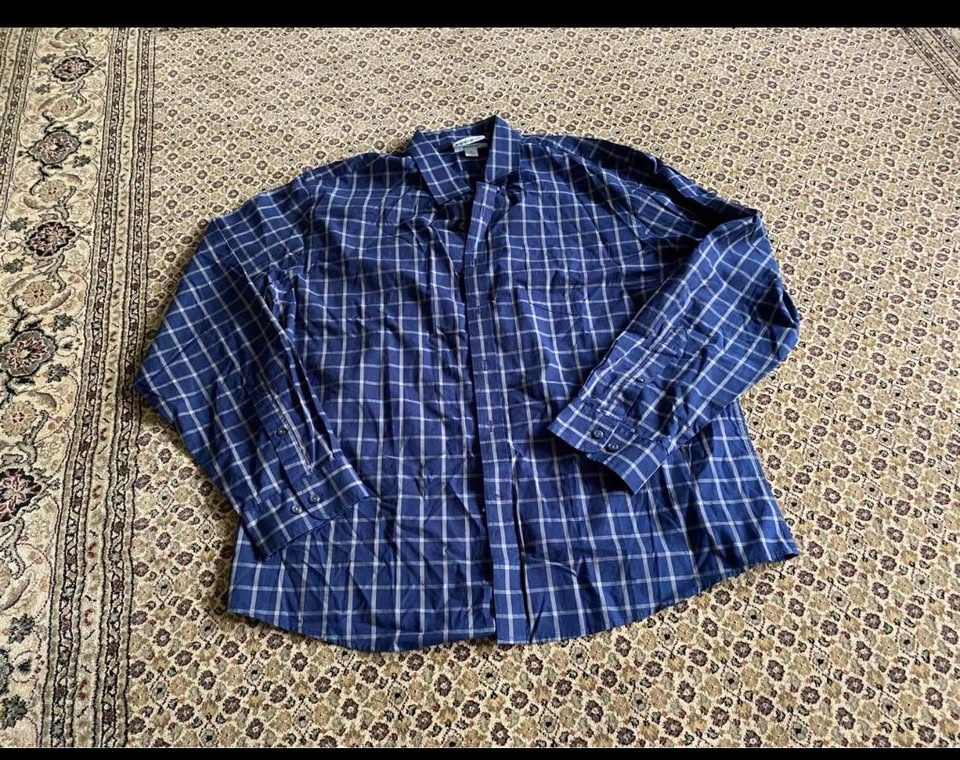 Brand New Amazon Essentials Button Up Shirt XXL