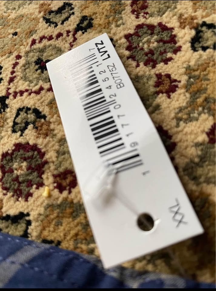 Brand New Amazon Essentials Button Up Shirt XXL - photo 3