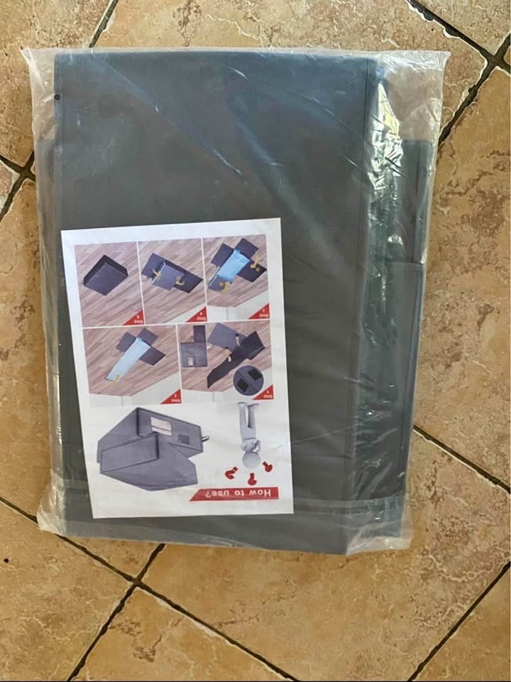 Brand new 2 bedsheet organizing box - photo 3
