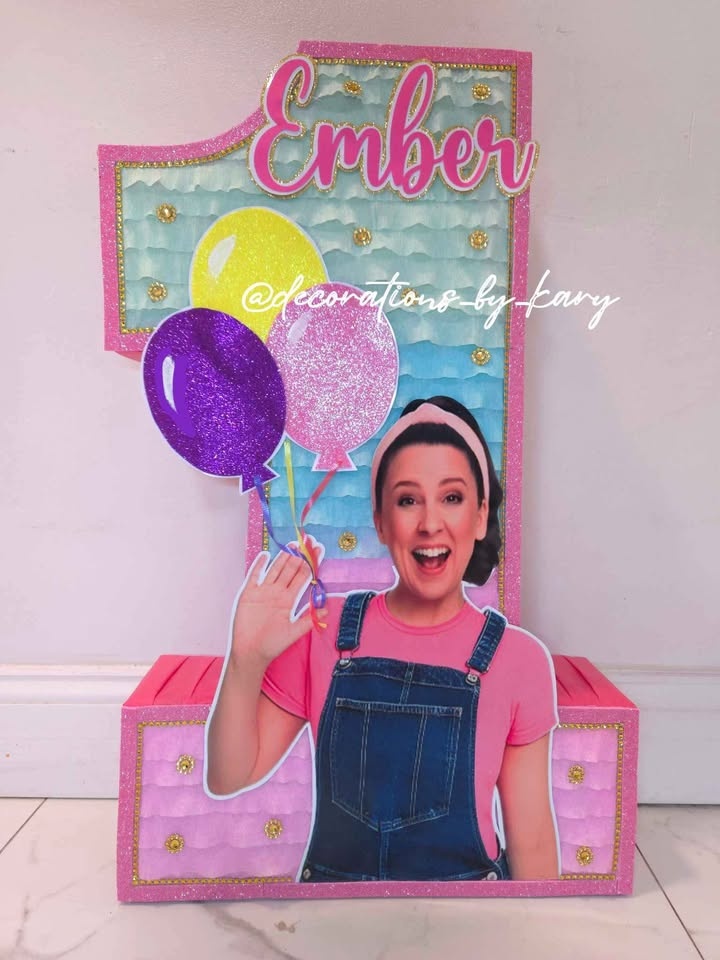 Custom Piñatas - photo 5