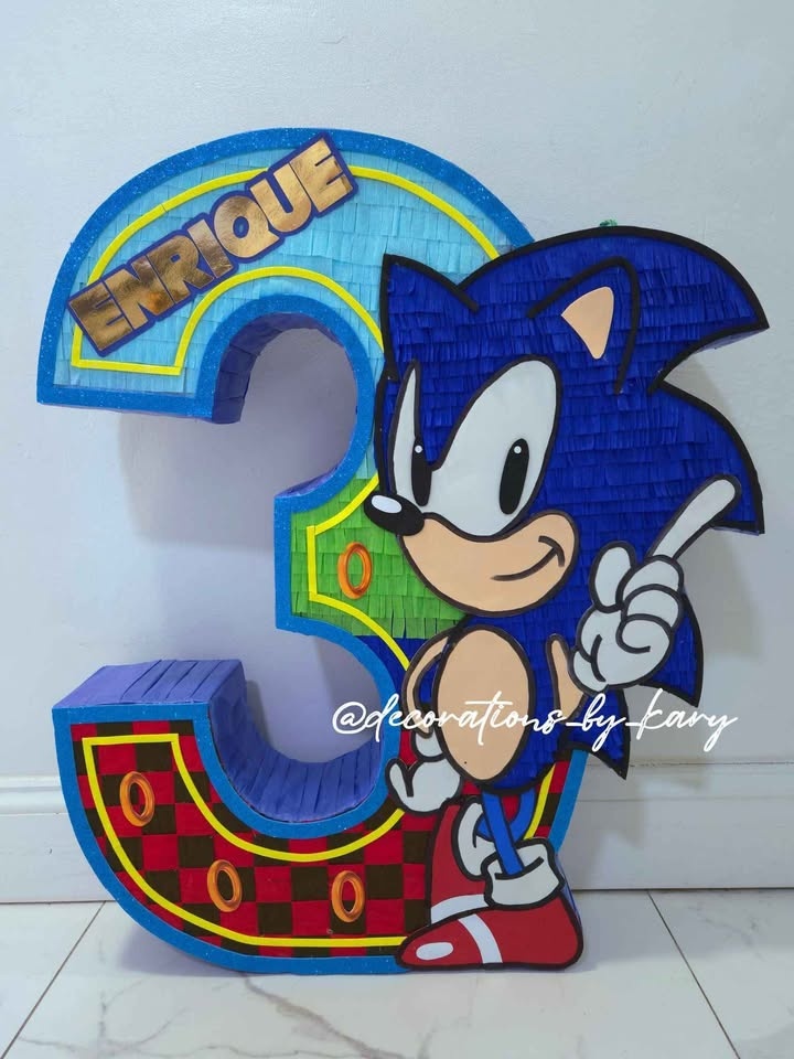 Custom Piñatas for Events - photo 4
