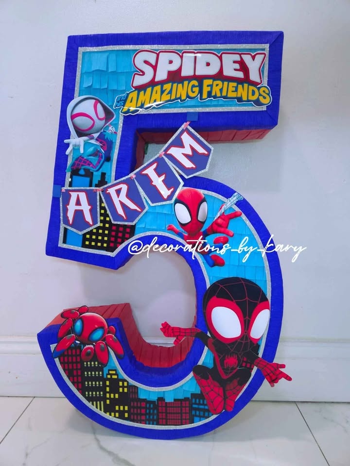 Custom Piñatas for Events - photo 5