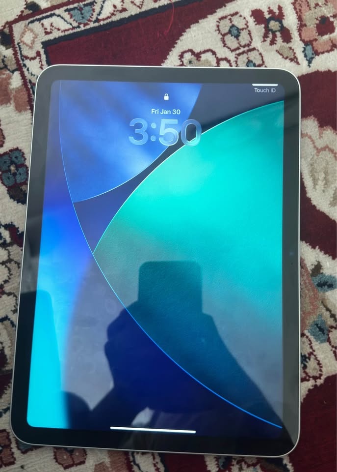 iPad A16 (128GB, Silver) - photo 2